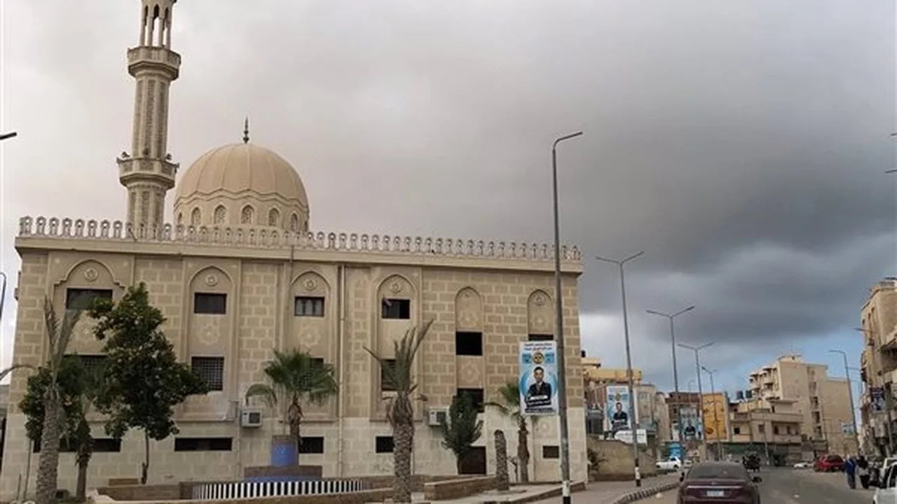 انخفاض ملموس بالحرارة.. طقس شمال سيناء يسجل 18 درجة وسط غيوم كثيفة اليوم